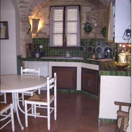 La Migrane Bed & Breakfast *